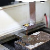 Electric spark wire cutting（2）(001)